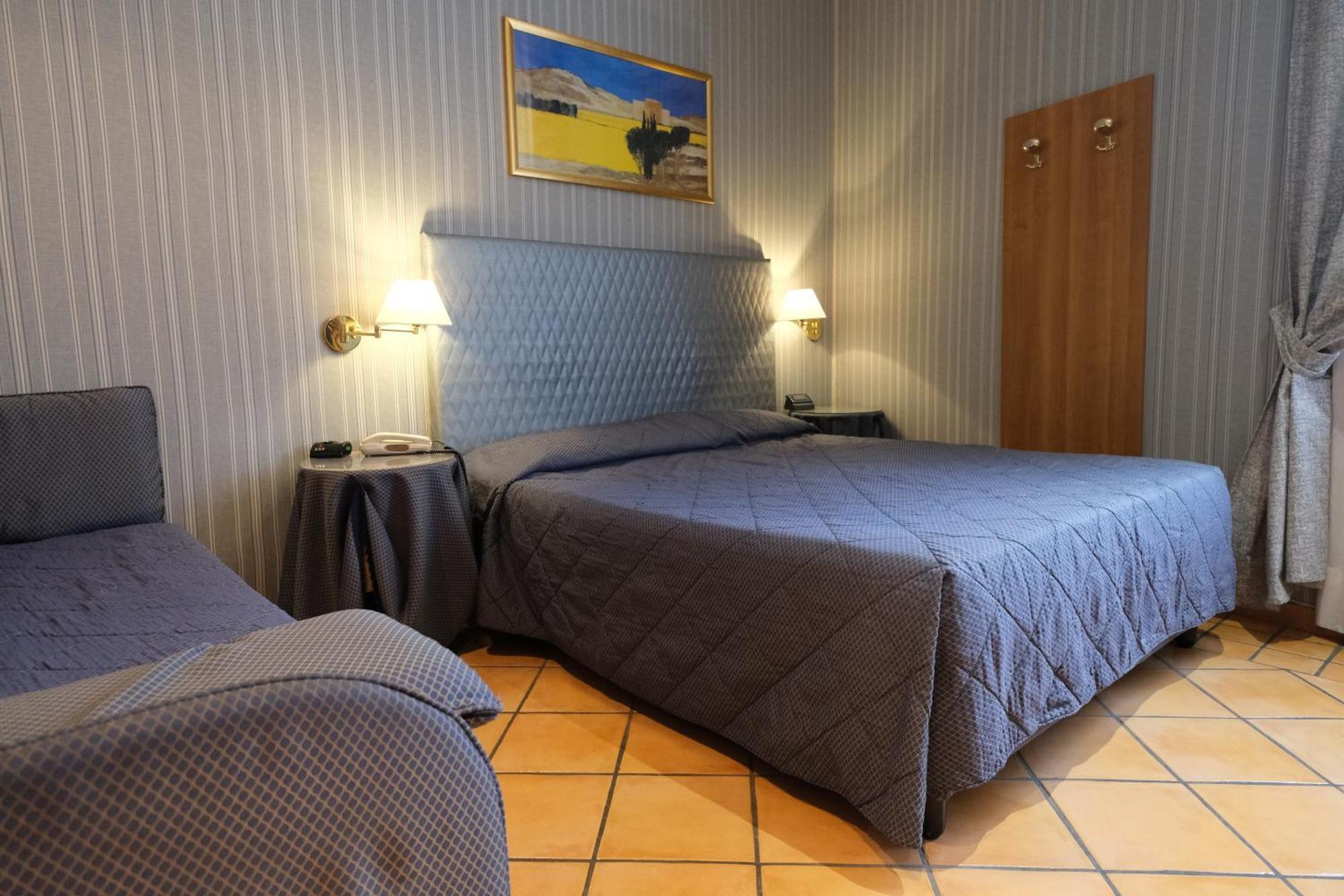 Lirico Hotel Roma