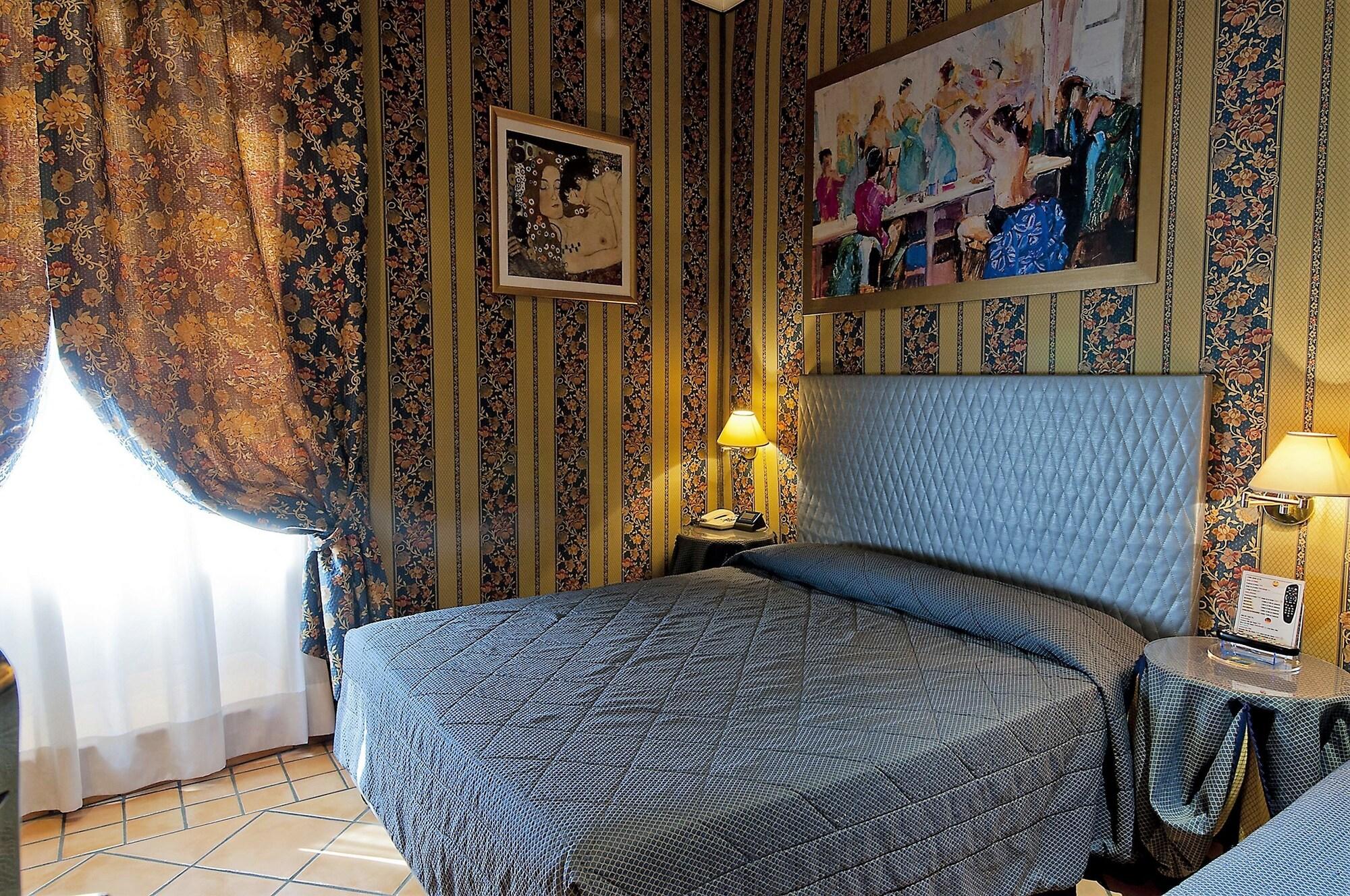 Lirico 3* Roma