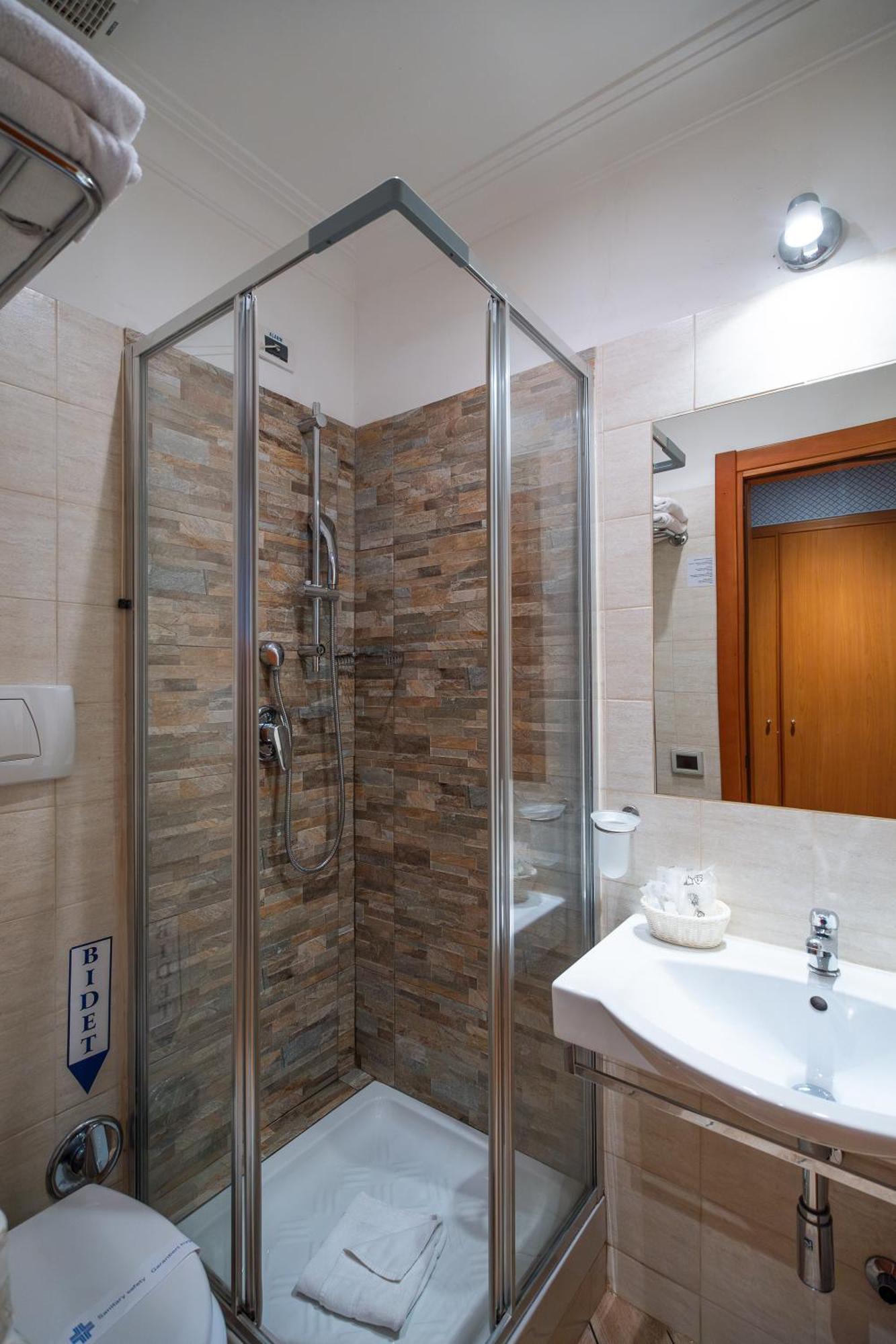 Lirico Hotel Roma