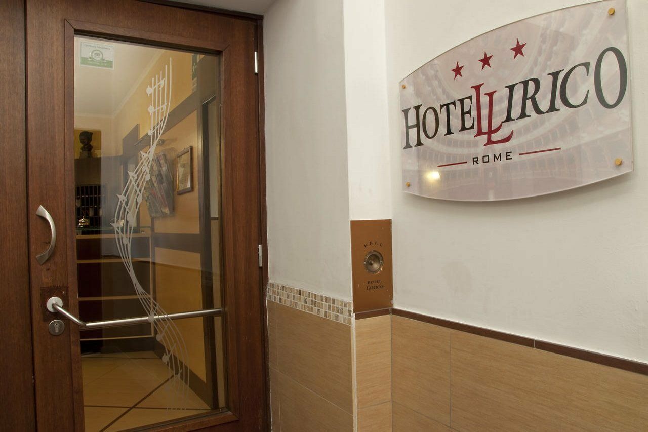 Hotel Lirico 3*